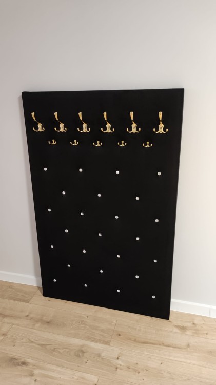 1732023476682.jpg